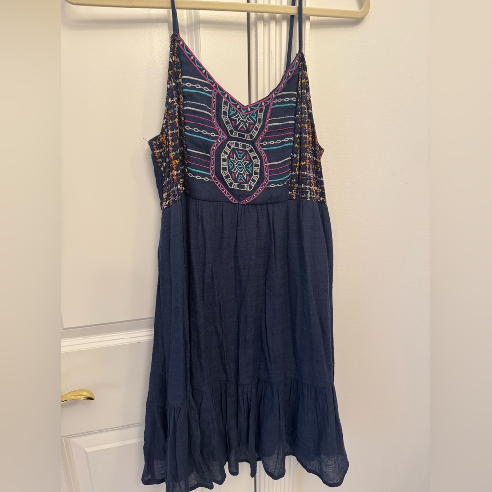Large dress. Perfect for summer